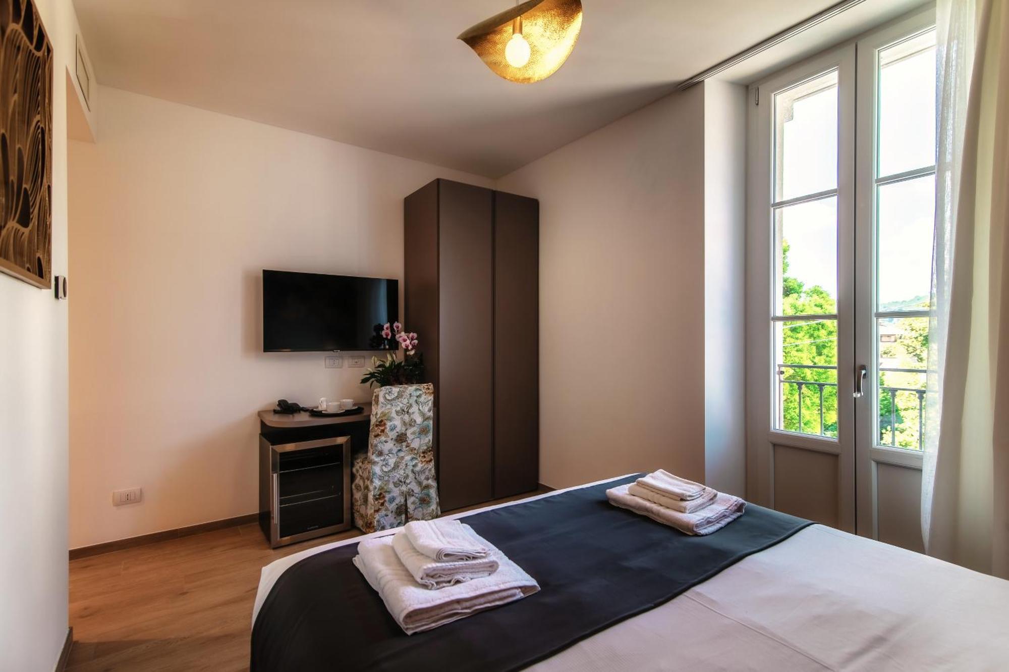 Hotel Ristorante La Vignetta Черноббио Экстерьер фото