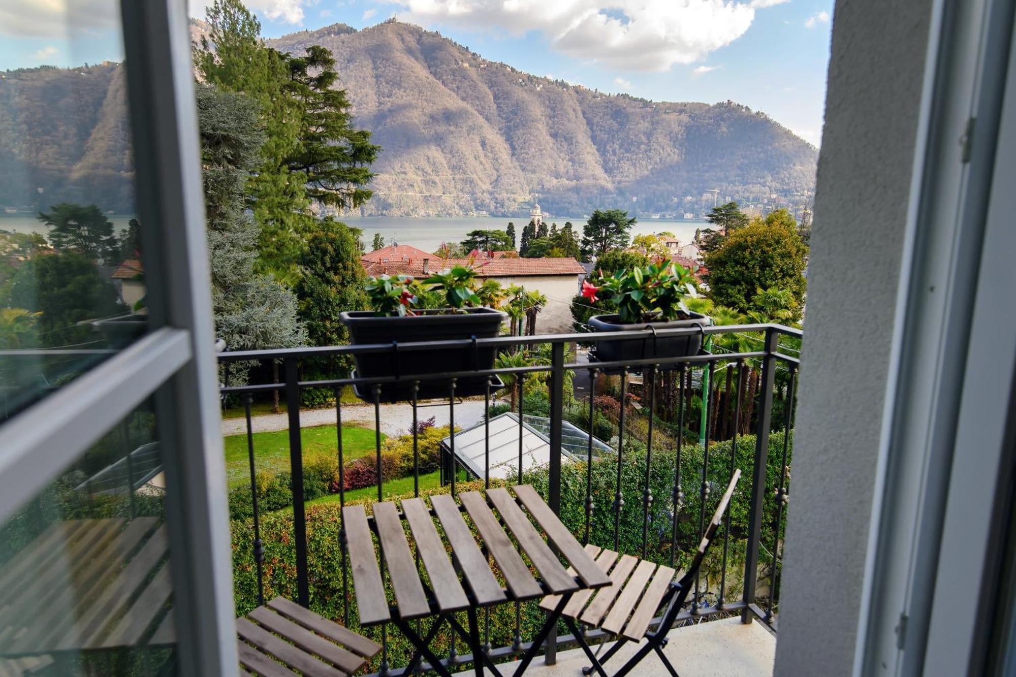 Hotel Ristorante La Vignetta Черноббио Экстерьер фото